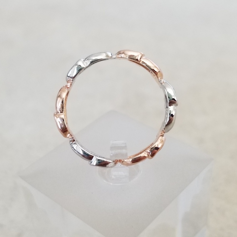 Elephant Eternity Band - Picture 3 of 8